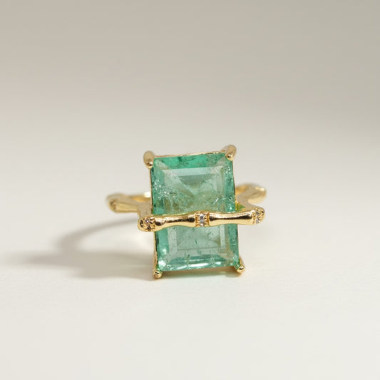 Emerald Elegance Ring