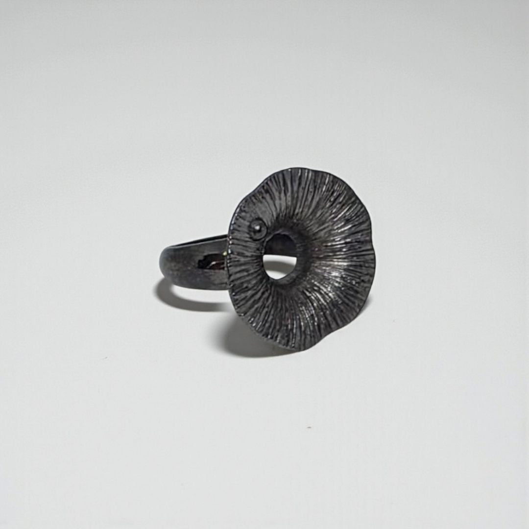 Gramophone Ring