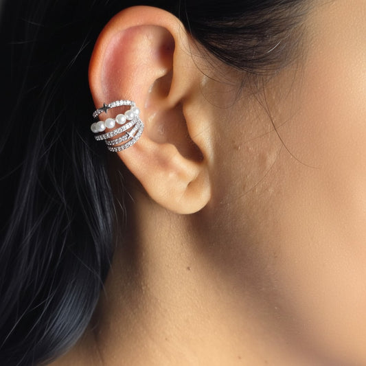 Nova Pearl Ear Cuff