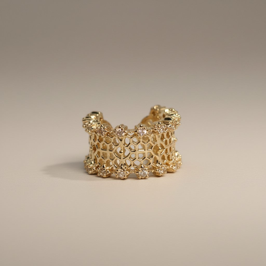 Golden Mesh Ear Cuff