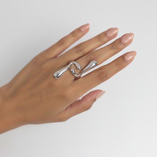 Fluid Sculpt Ring