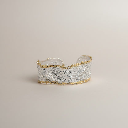 Mesh Glow Cuff