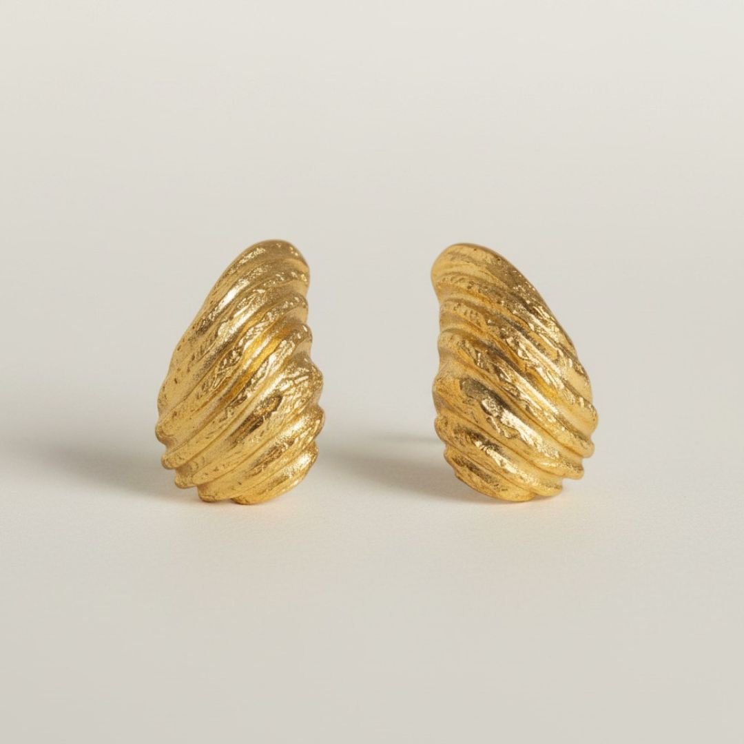 Golden Shell Earrings