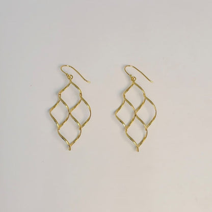 twisted diamond-shaped earring