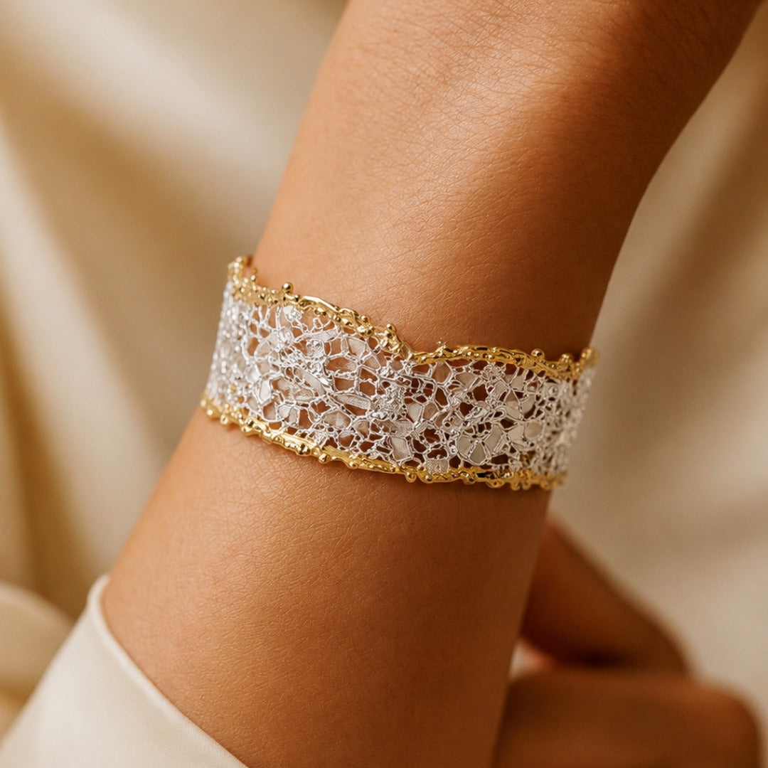 Mesh Glow Cuff